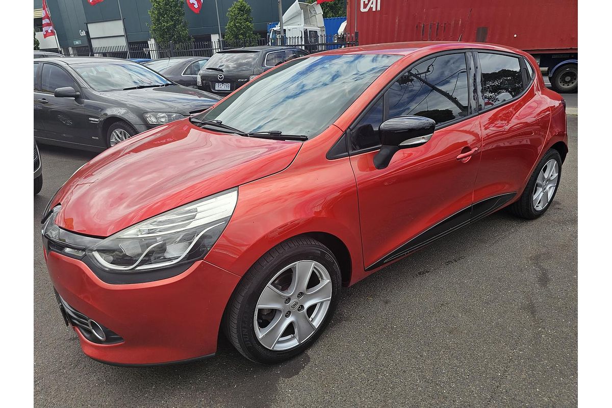 2015 Renault Clio Dynamique IV B98