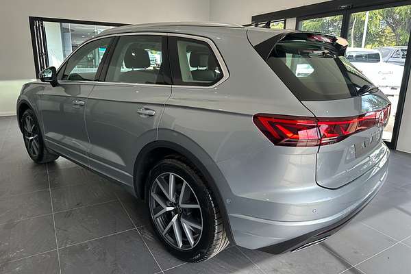 2024 Volkswagen Touareg 210TDI Elegance RC