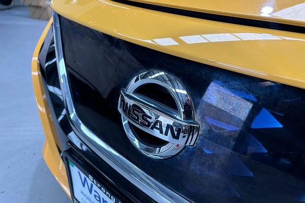 2018 Nissan LEAF G ZE1