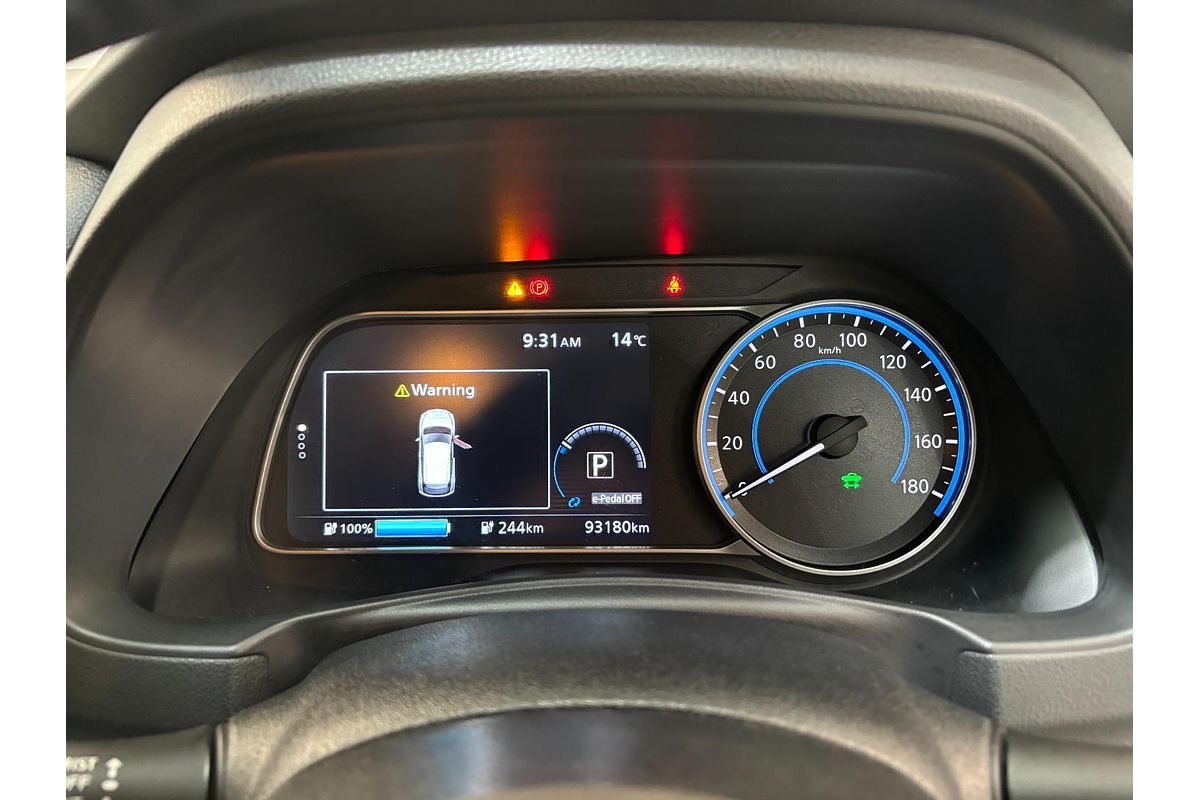 2018 Nissan LEAF G ZE1