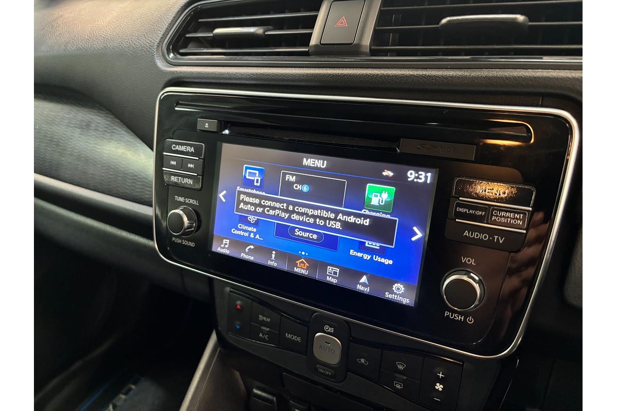 2018 Nissan LEAF G ZE1