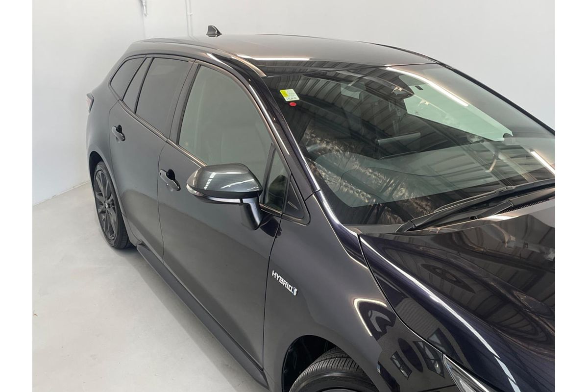 2020 Toyota Corolla Touring Hybrid WxB ZWE211
