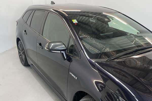 2020 Toyota Corolla Touring Hybrid WxB ZWE211