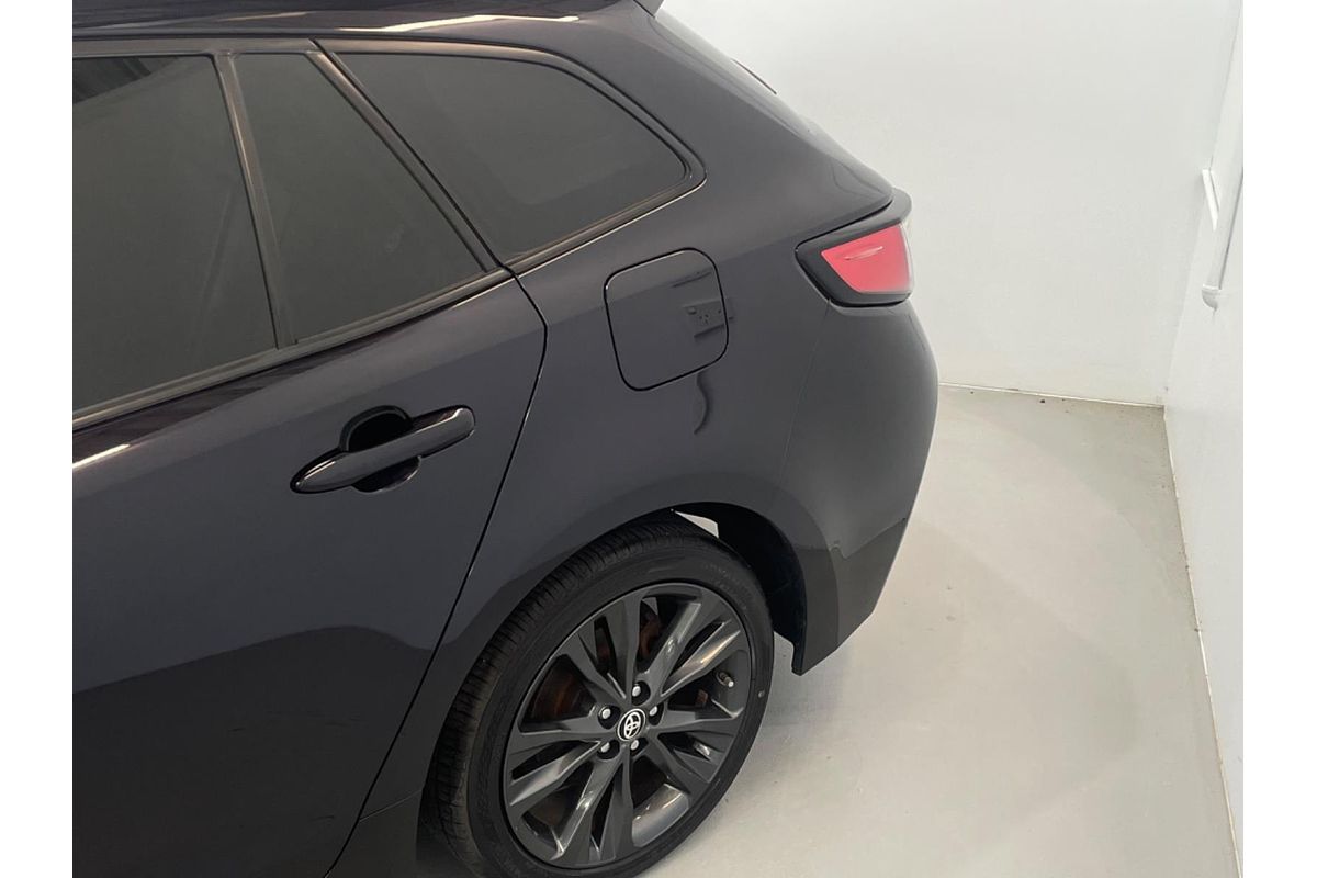 2020 Toyota Corolla Touring Hybrid WxB ZWE211