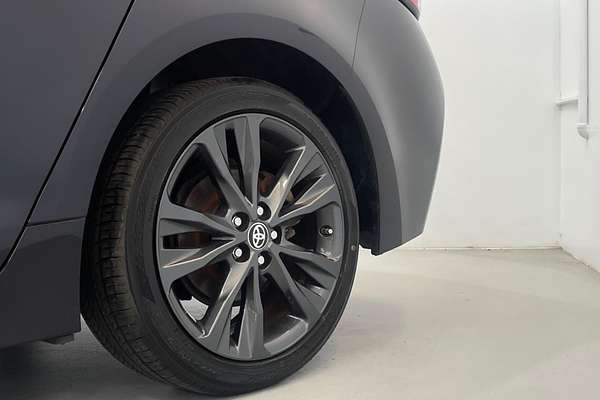 2020 Toyota Corolla Touring Hybrid WxB ZWE211