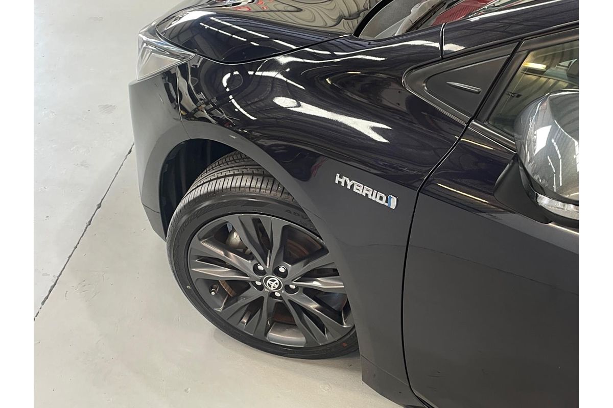 2020 Toyota Corolla Touring Hybrid WxB ZWE211