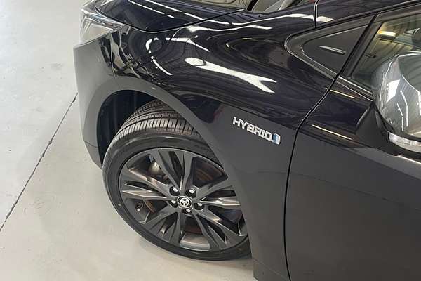 2020 Toyota Corolla Touring Hybrid WxB ZWE211