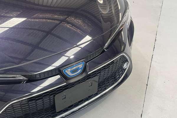 2020 Toyota Corolla Touring Hybrid WxB ZWE211