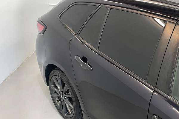 2020 Toyota Corolla Touring Hybrid WxB ZWE211