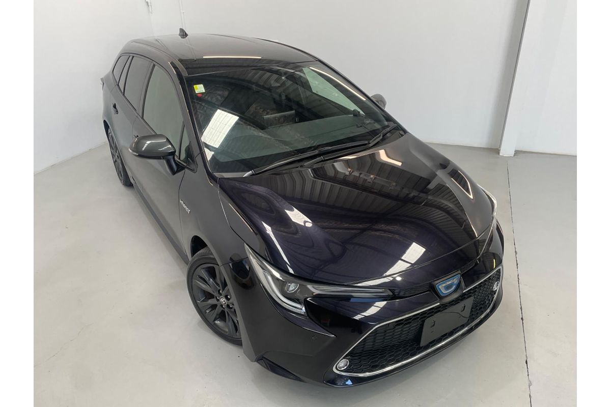 2020 Toyota Corolla Touring Hybrid WxB ZWE211