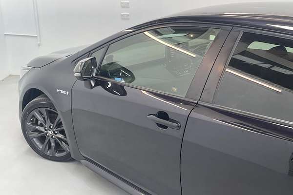 2020 Toyota Corolla Touring Hybrid WxB ZWE211