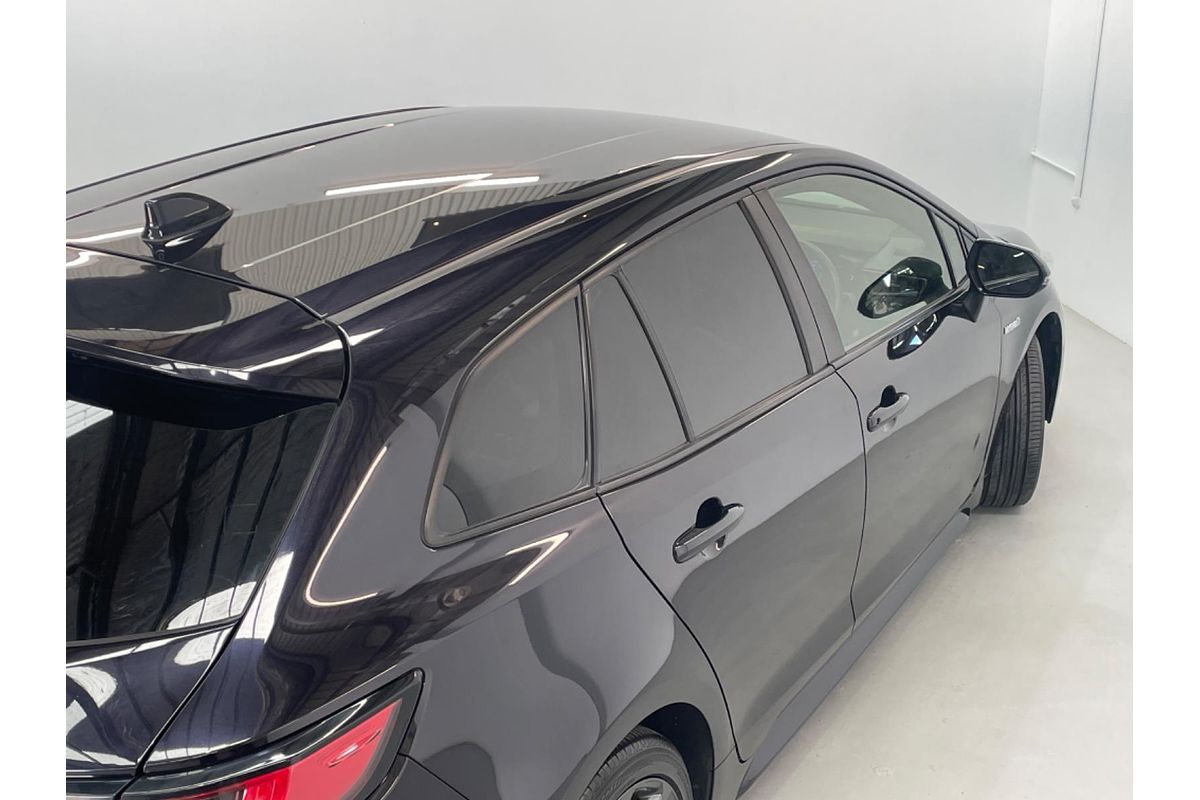 2020 Toyota Corolla Touring Hybrid WxB ZWE211