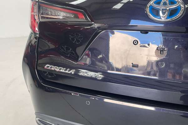2020 Toyota Corolla Touring Hybrid WxB ZWE211