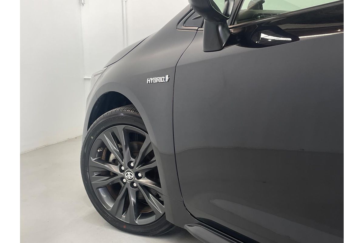 2020 Toyota Corolla Touring Hybrid WxB ZWE211