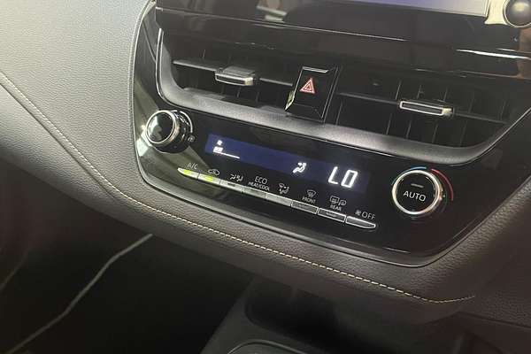 2020 Toyota Corolla Touring Hybrid WxB ZWE211
