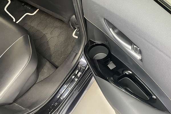 2020 Toyota Corolla Touring Hybrid WxB ZWE211