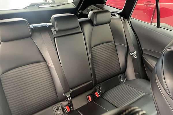 2020 Toyota Corolla Touring Hybrid WxB ZWE211