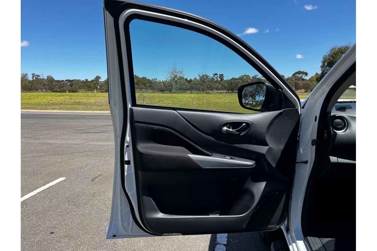 2024 Nissan Navara Black Edition D23 4X4