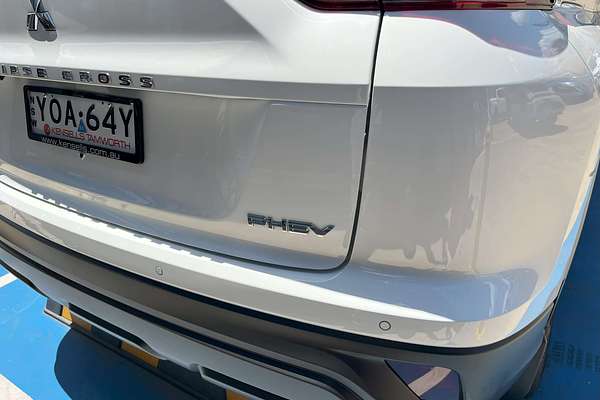 2023 Mitsubishi Eclipse Cross PHEV ES YB