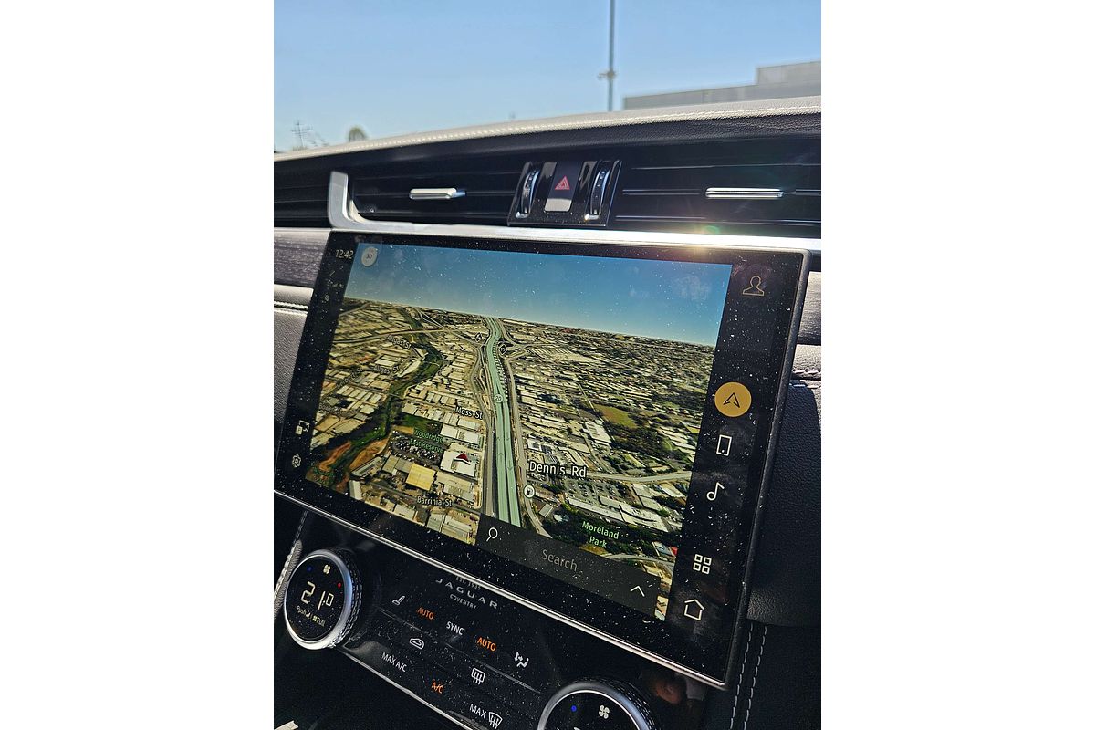 2024 Jaguar F-PACE 400 Sport X761
