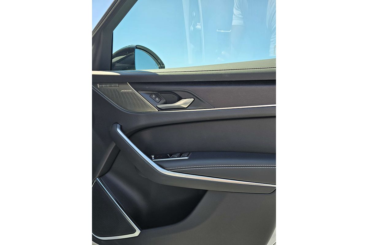 2024 Jaguar F-PACE 400 Sport X761