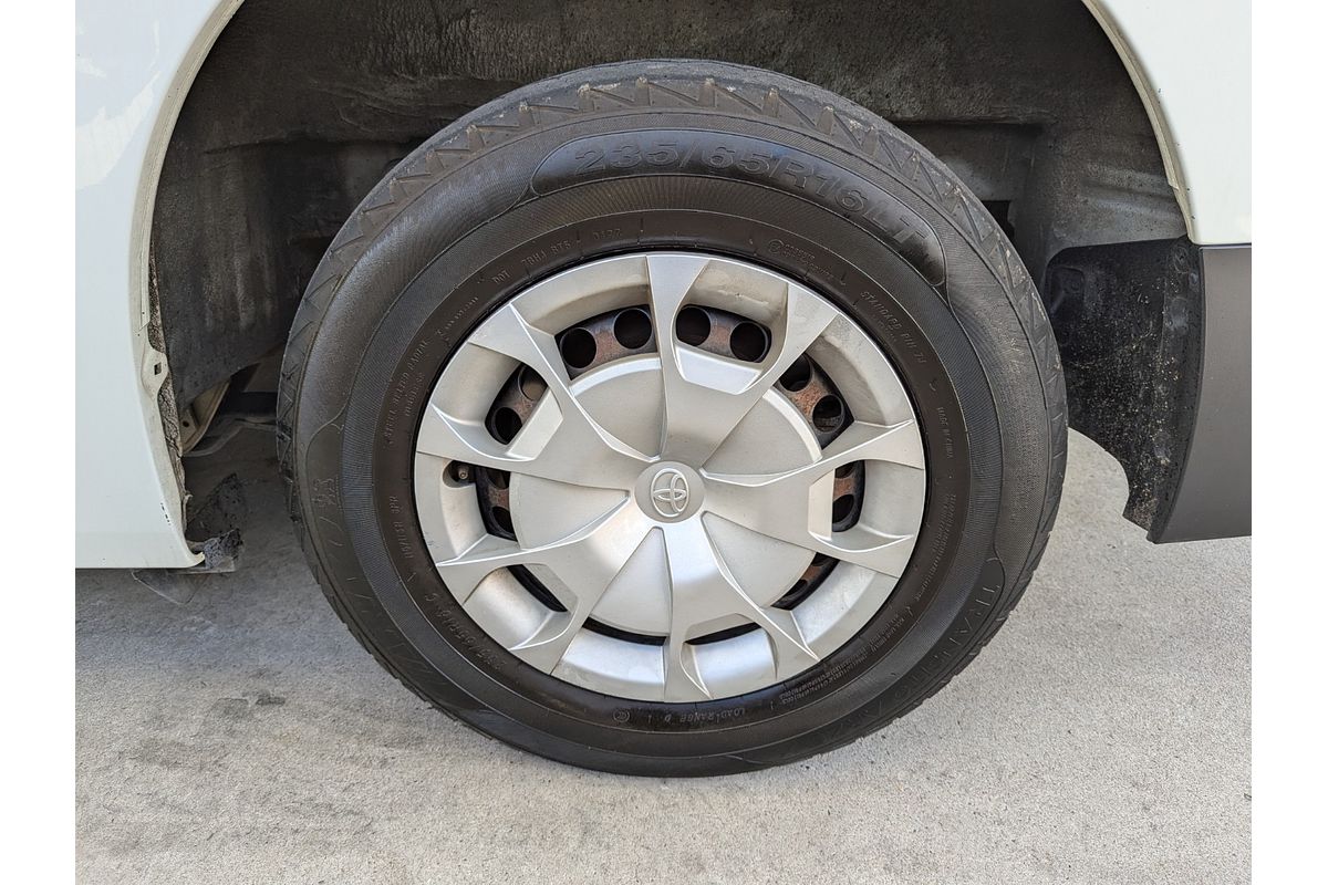 2019 Toyota HiAce SLWB Commuter  SLWB Commuter