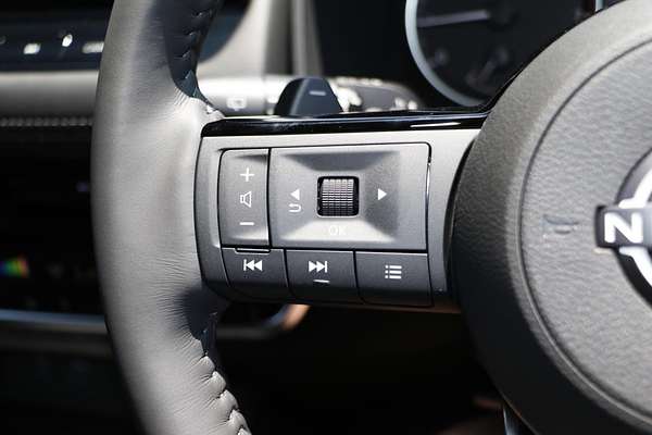 2024 Nissan X-TRAIL ST-L T33