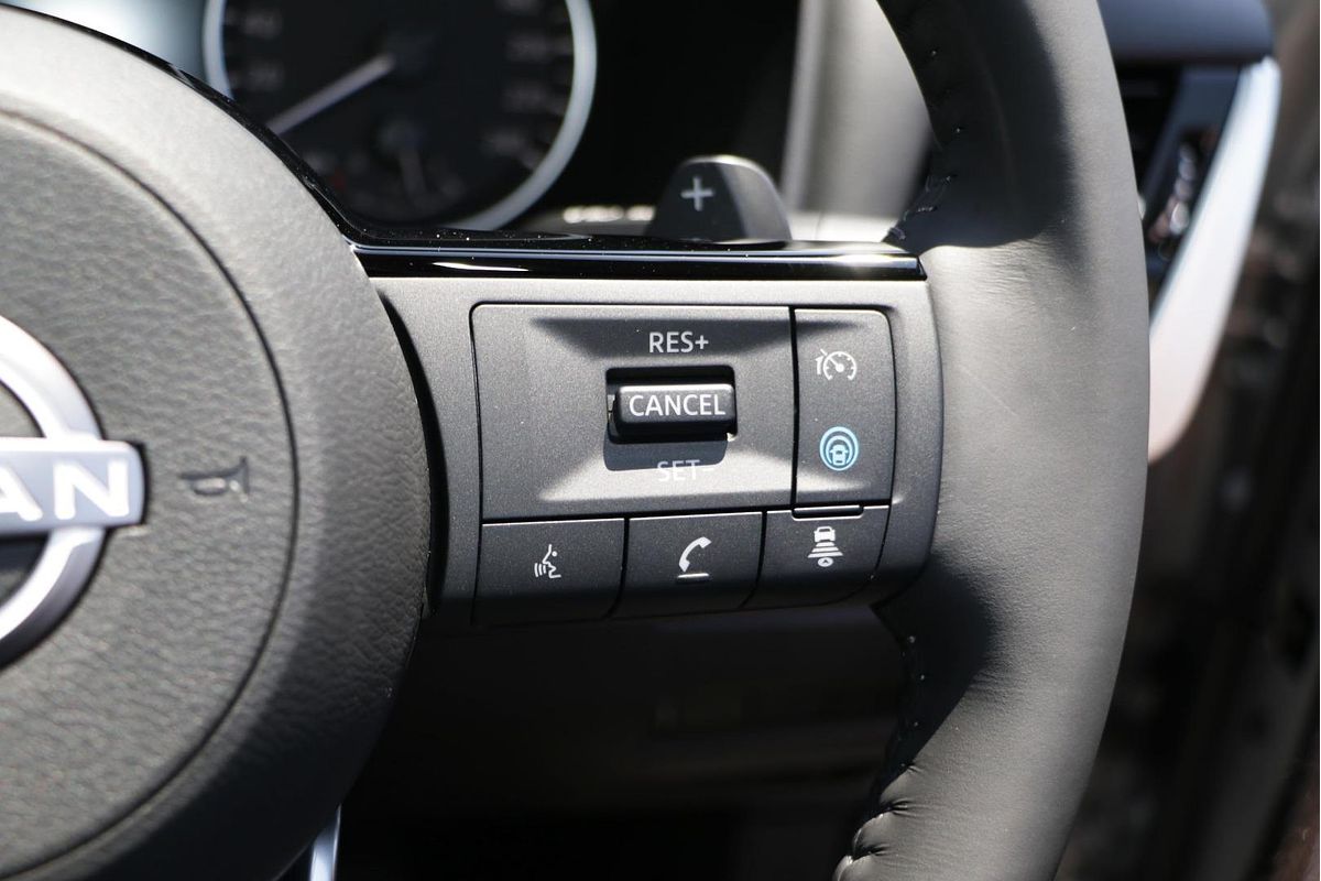 2024 Nissan X-TRAIL ST-L T33