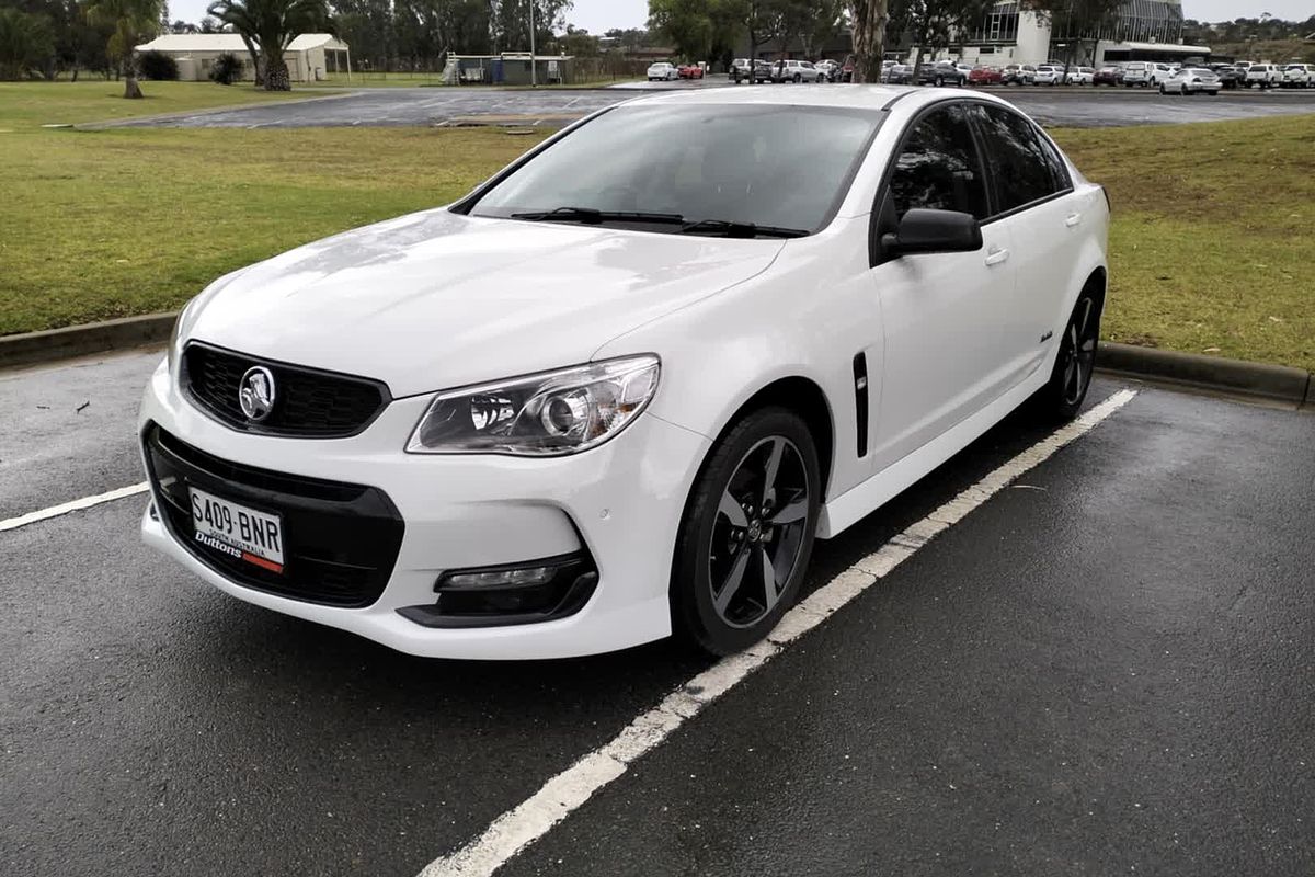 2016 Holden Commodore SV6 Black VF Series II