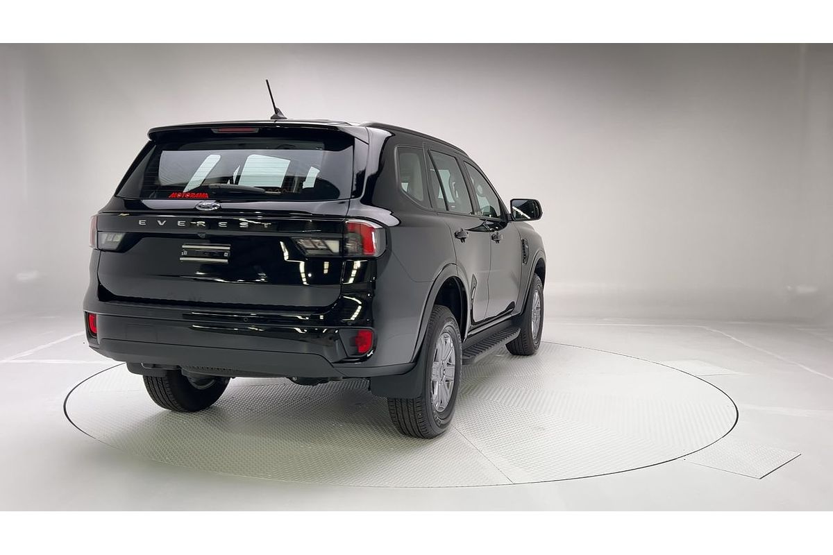 2024 Ford Everest Ambiente 2.0L