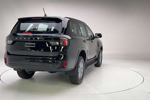 2024 Ford Everest Ambiente 2.0L