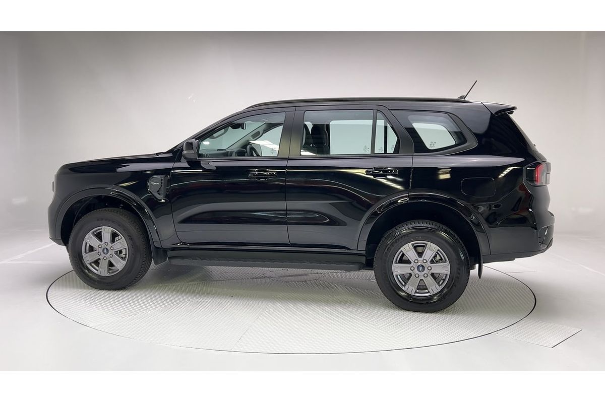 2024 Ford Everest Ambiente 2.0L