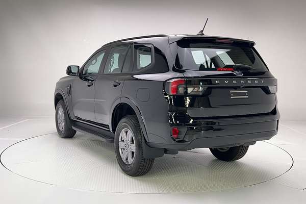 2024 Ford Everest Ambiente 2.0L