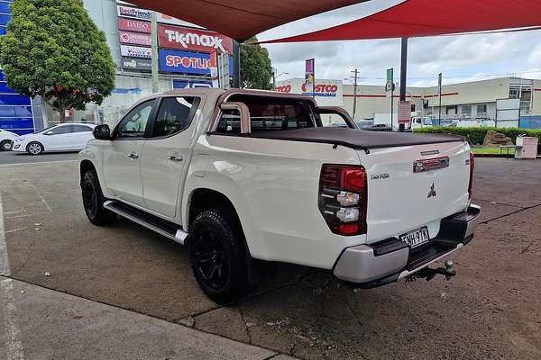 2021 Mitsubishi Triton GLS MR 4X4