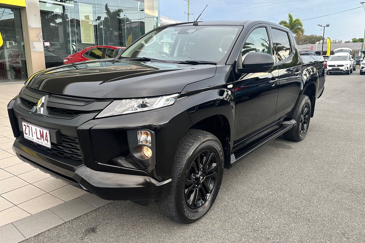 2022 Mitsubishi Triton GLX-R MR 4X4