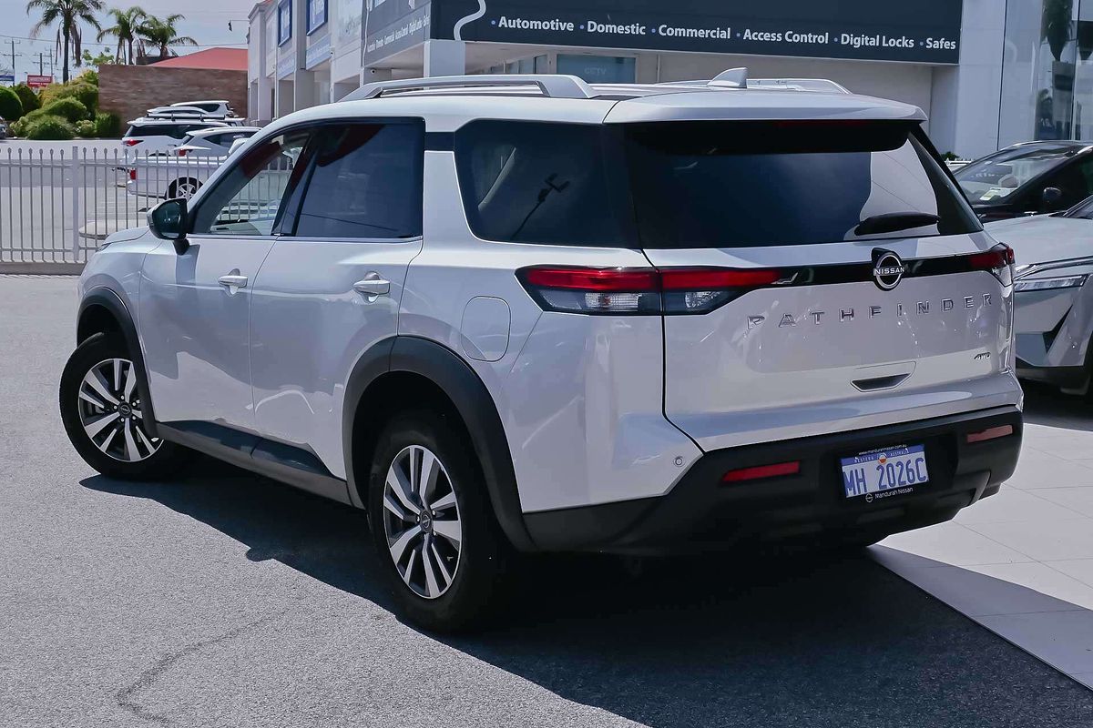 2023 Nissan Pathfinder Ti R53