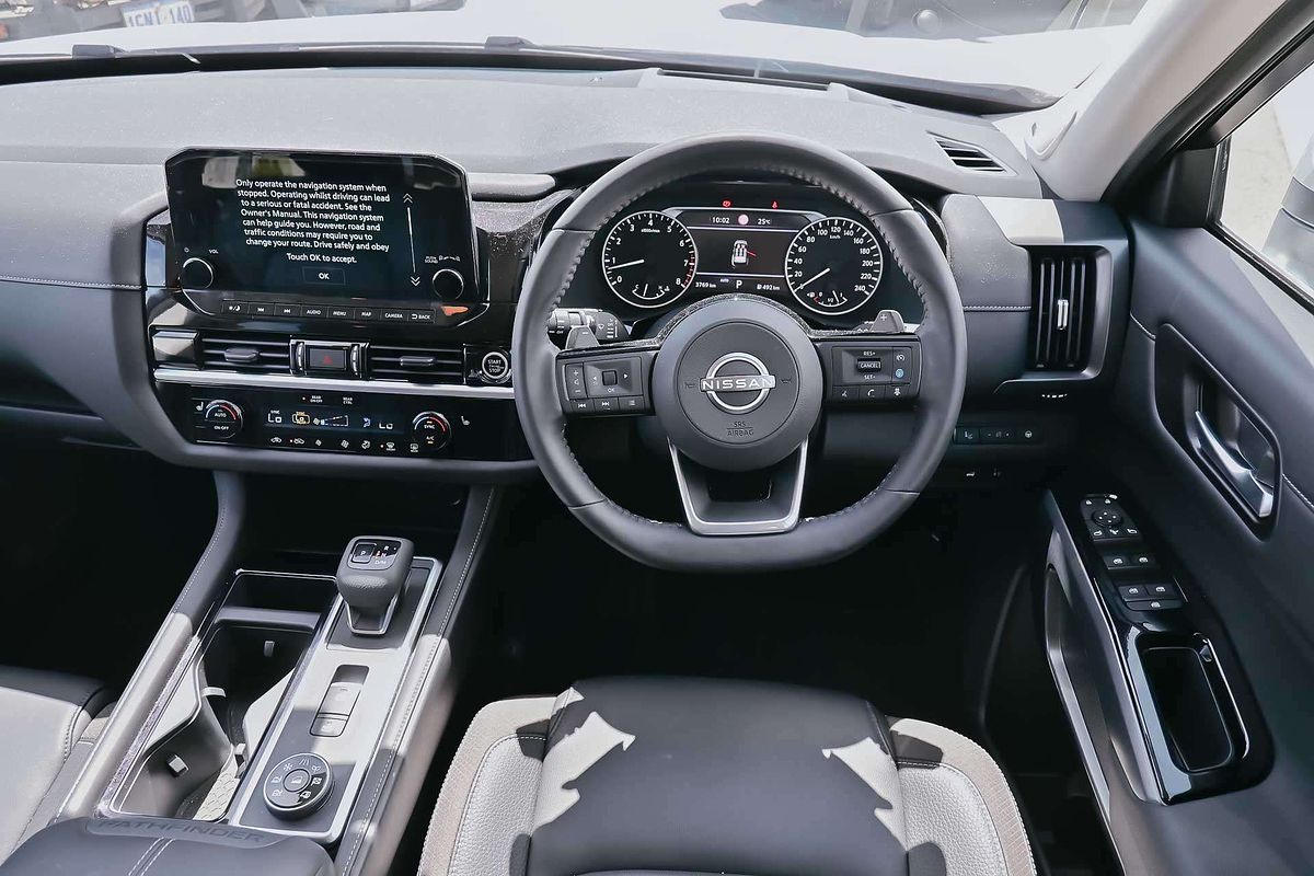 2023 Nissan Pathfinder Ti R53