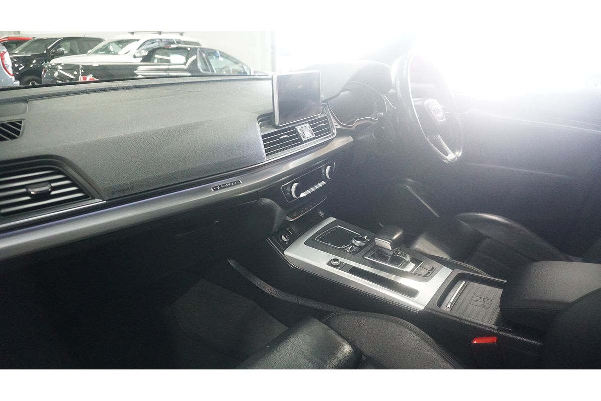 2019 Audi Q5 40 TDI sport FY