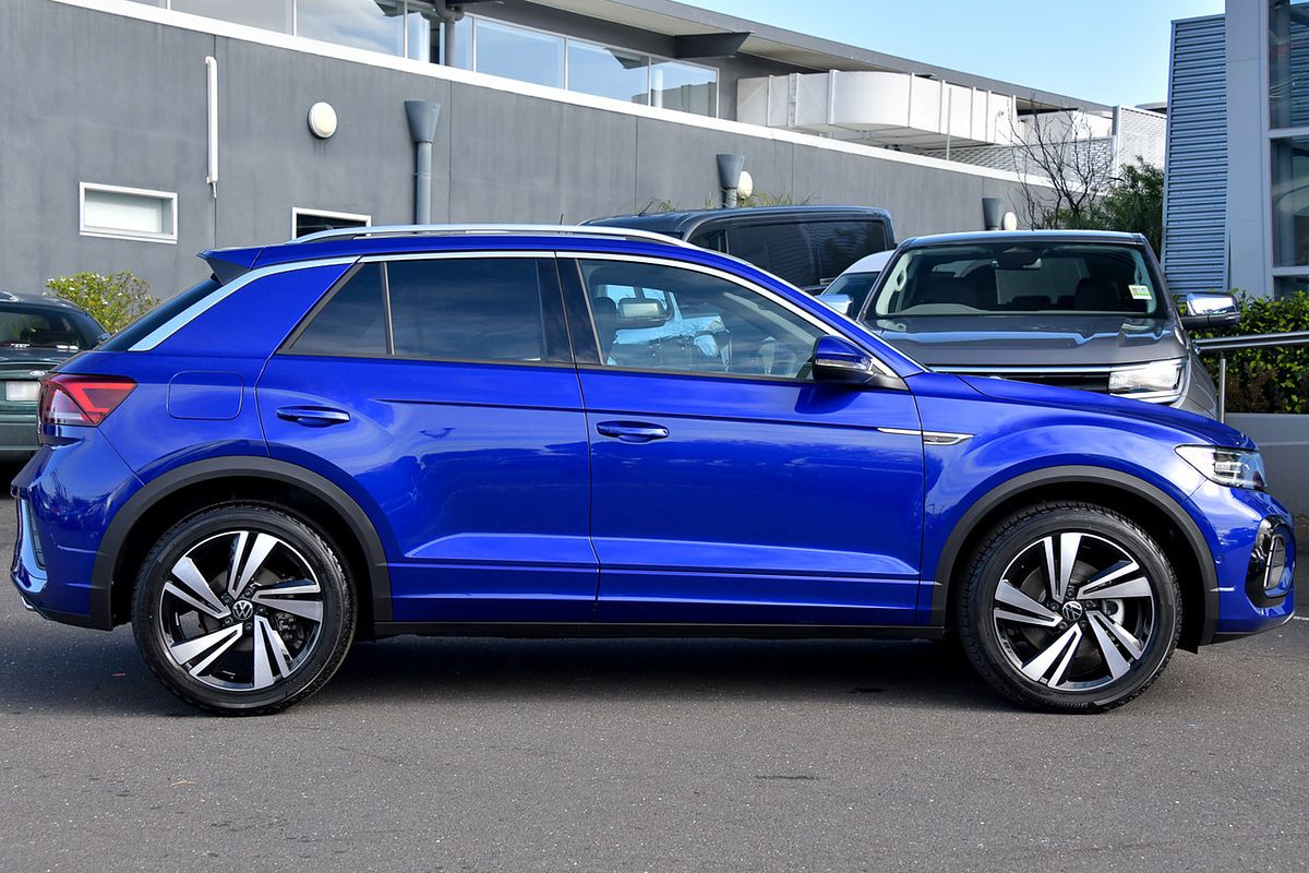 2024 Volkswagen T-Roc 140TSI R-Line D11