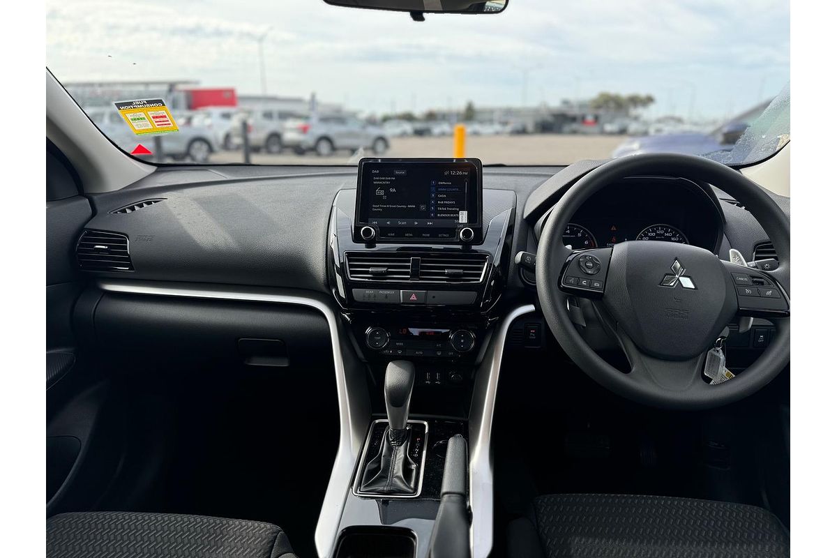 2024 Mitsubishi Eclipse Cross ES YB