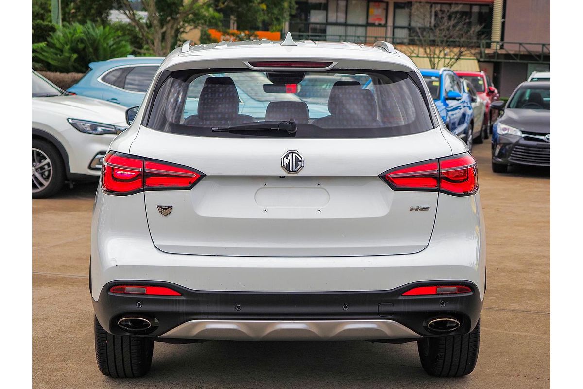 2023 MG HS Excite SAS23