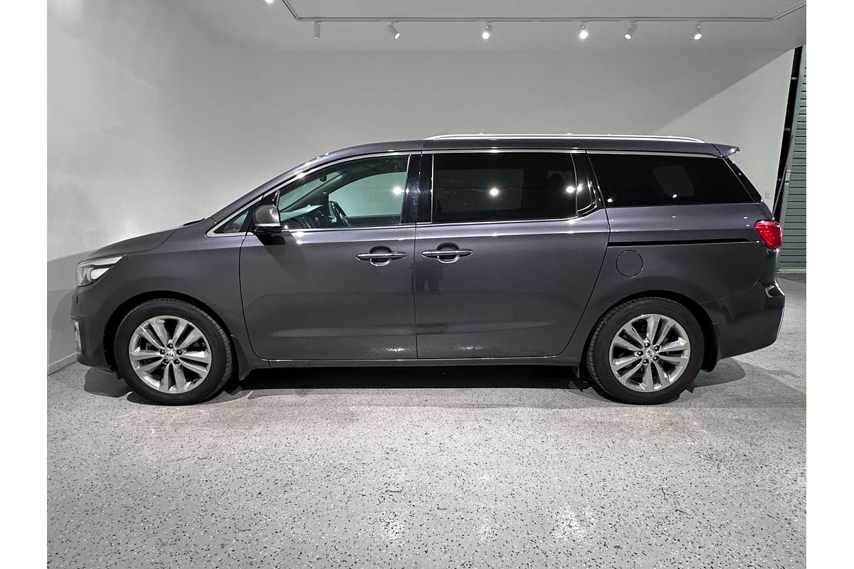 2017 Kia Carnival Platinum YP