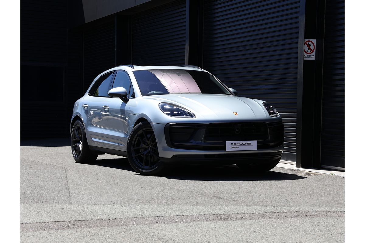 2023 Porsche Macan T 95B