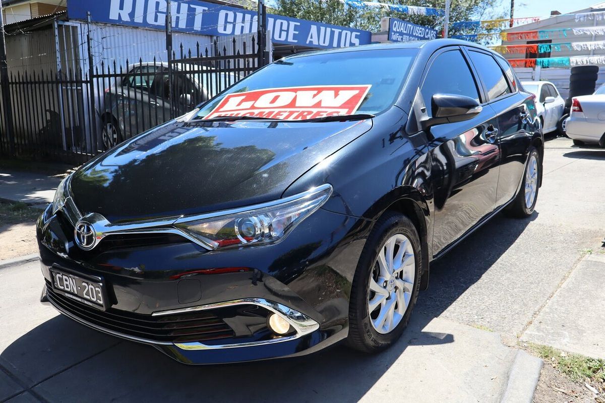 2017 Toyota Corolla Ascent Sport ZRE182R MY17