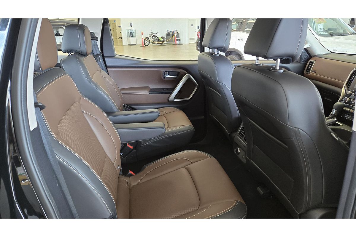 2024 Mahindra Scorpio Z8L