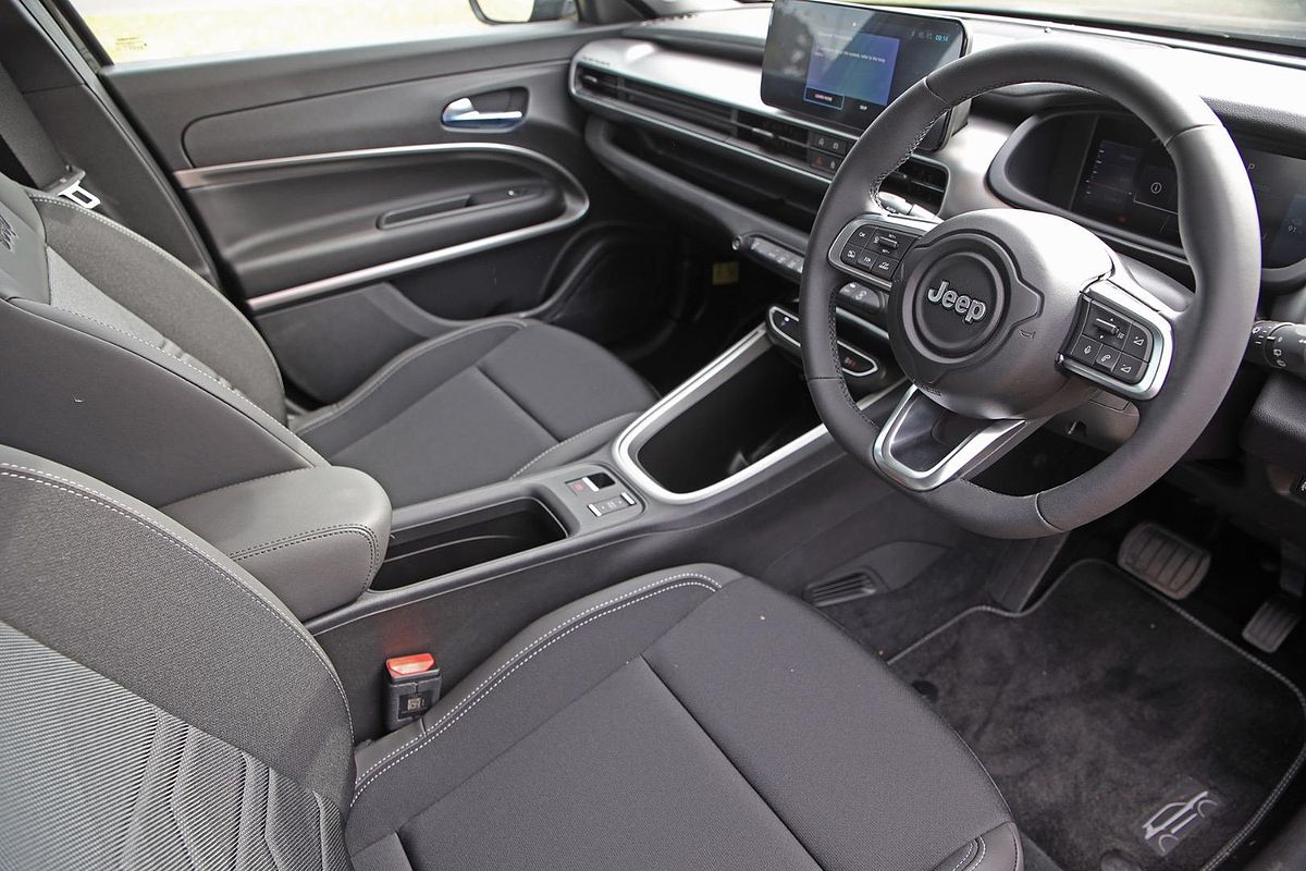 2024 Jeep Avenger Longitude JJ