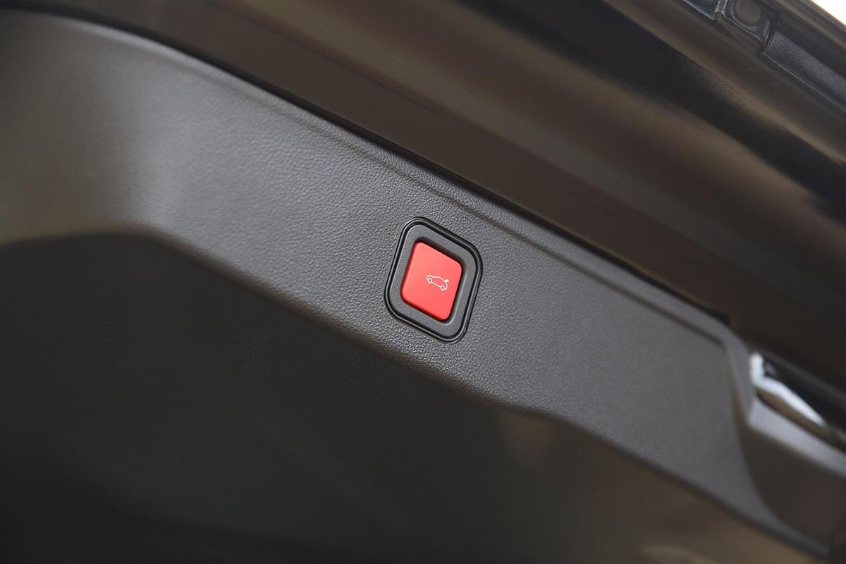 2024 Jeep Avenger Limited JJ