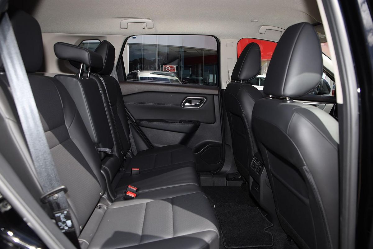 2024 Nissan X-TRAIL ST-L e-POWER T33