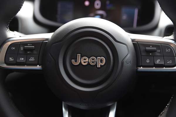 2024 Jeep Avenger Limited JJ