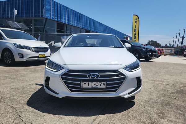 2017 Hyundai Elantra Active AD